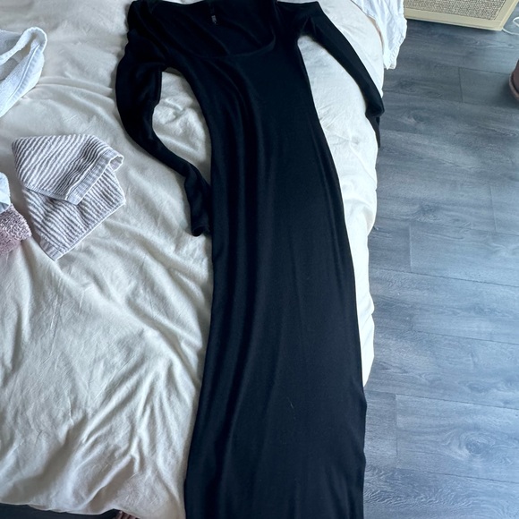 SKIMS SOFT-LOUNGE LONG SLEEVE DRESS - Picture 3 of 3